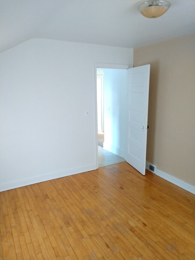 Photo - 408 N Albany St