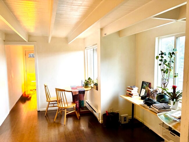 Photo - 1640 Lemoyne St Unidad 3