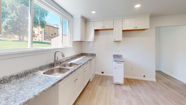 Photo - 406-408 Church Street Unit 406