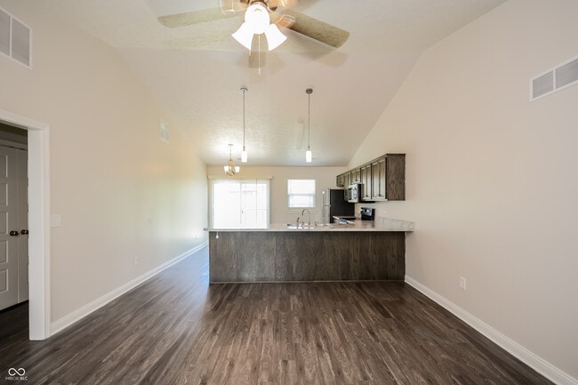 Photo - 7307 Meyer Loop