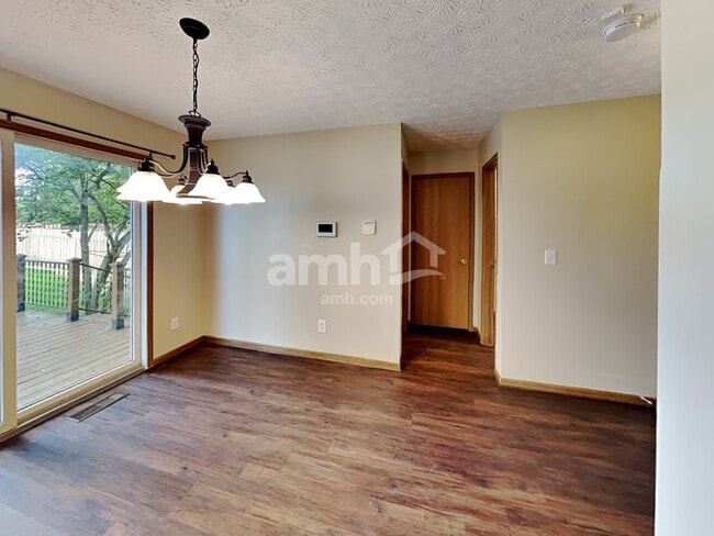 Photo - 2649 Cross Creek Ave