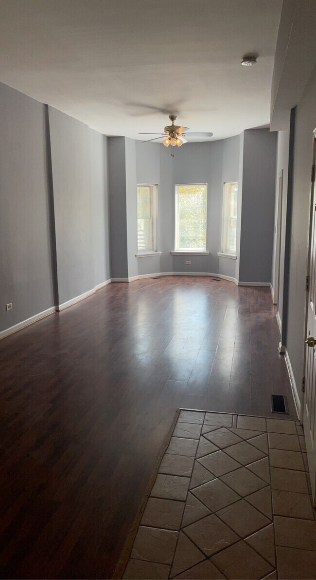 Photo - 3250 W Douglas Blvd Apartments Unit 2