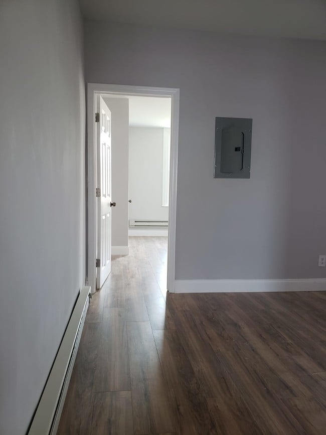 Building Photo - 4936 N 17th St Rental