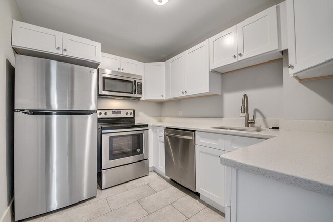 Photo - Fort Wood Apartments