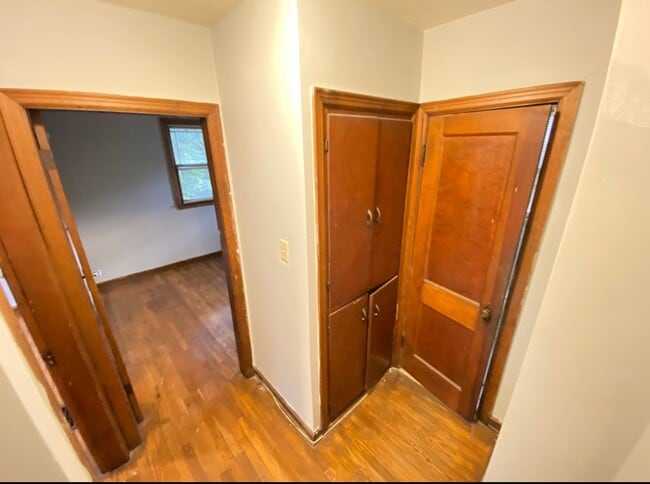 Photo - (01) 2547-2549 Neil Avenue Unidad 2547