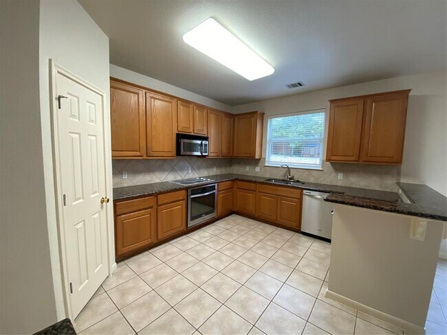 Photo - 2817 Cascade Falls Dr