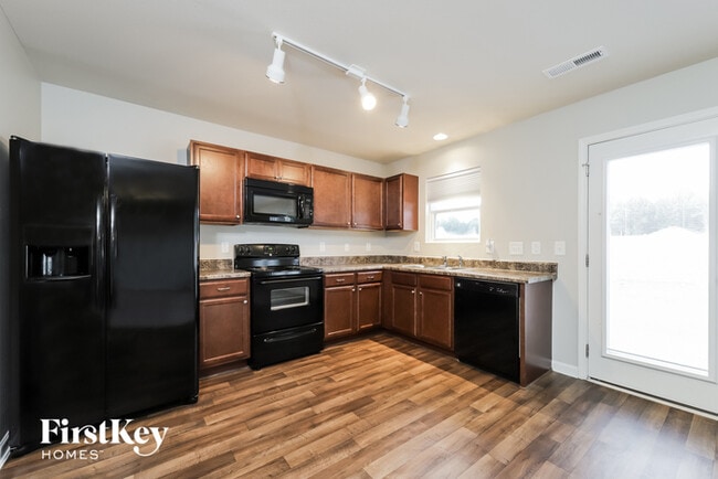 Photo - 179 Bedrock Ct