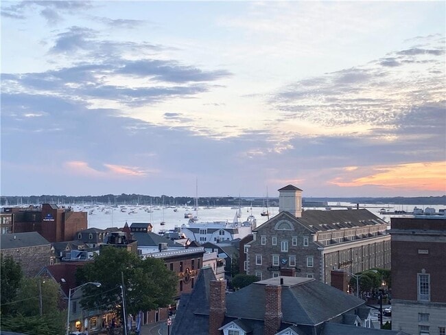 Photo - 235 Spring St Unidad 2