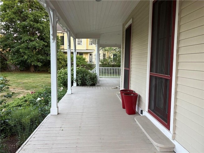 Photo - 20 Greenough Pl