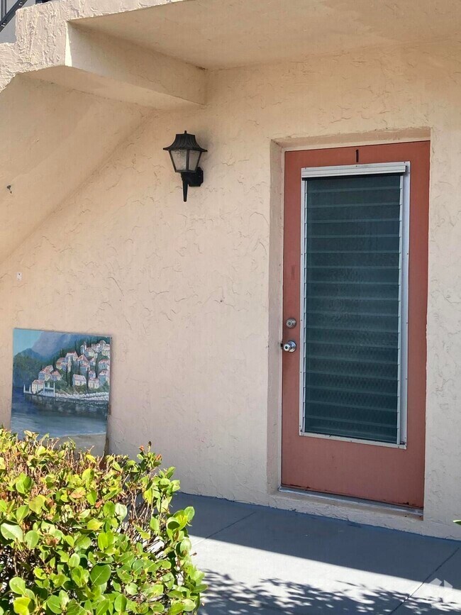 Building Photo - 2950 SE Ocean Blvd Rental