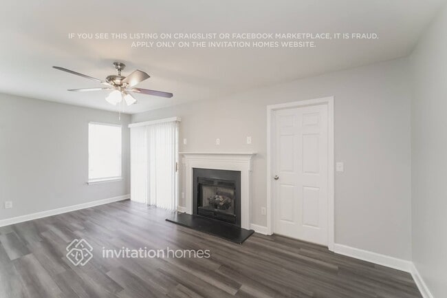 6104 Eisenhower Ln