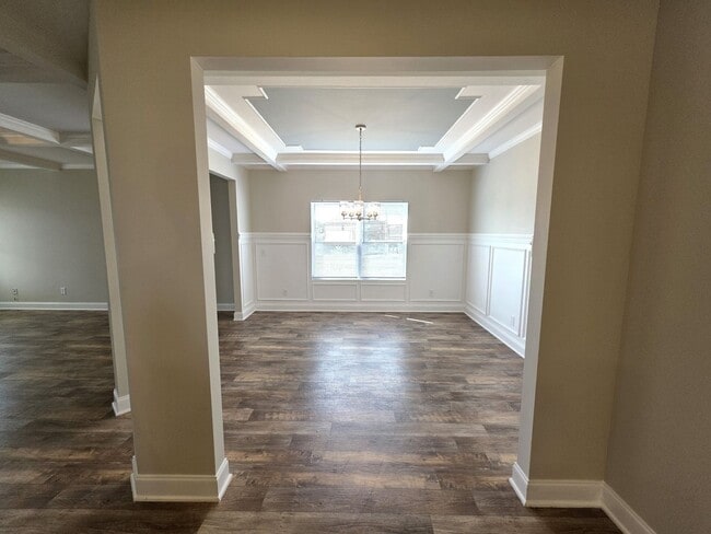 Photo - Gorgeous 4 bedroom rental!