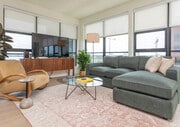 2BR, 2BA - 1085 SF