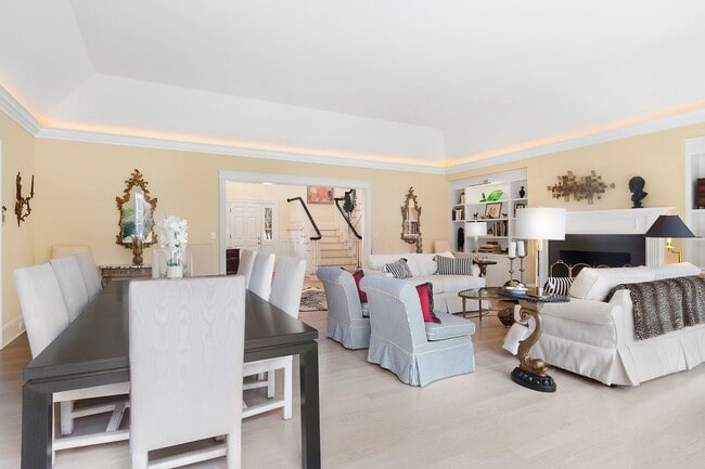 Photo - 31 Foster Crossing