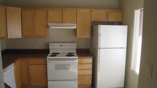 Photo - 2BD / 2BA / 2CG - 1,042 sq.ft. rental in S...