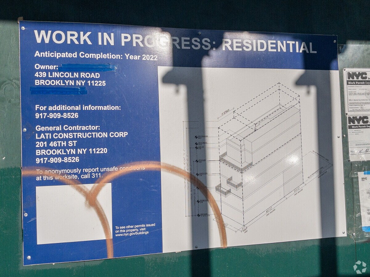 Photo - 439 Lincoln Rd