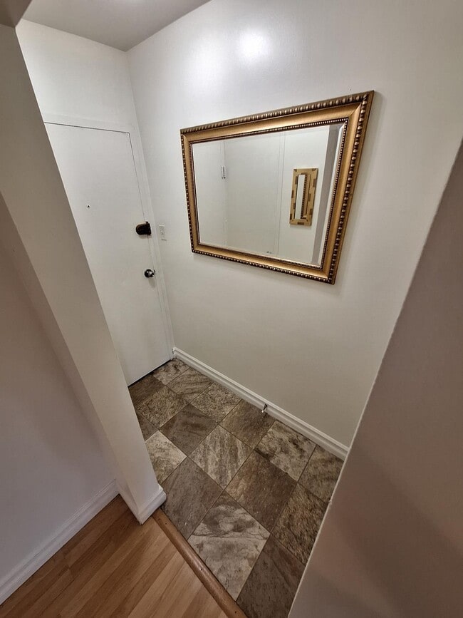 Photo - Buchanan Court