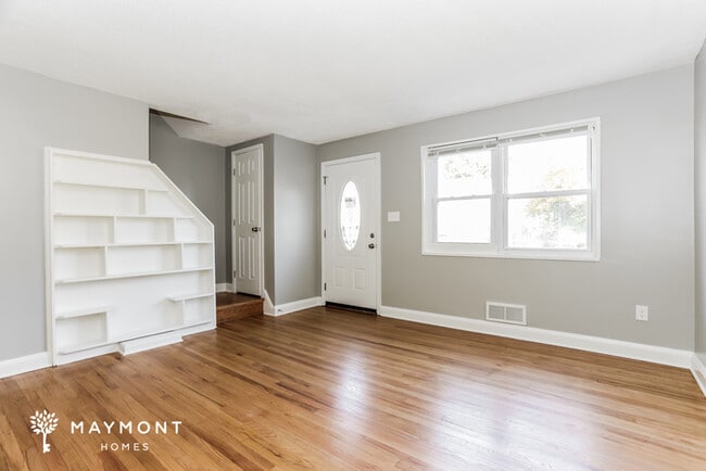 Photo - 957 Masefield Rd