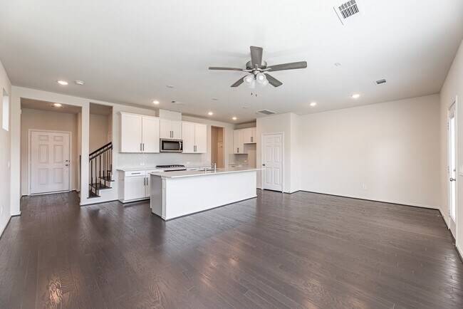 Photo - 3418 Avondale Vw Dr