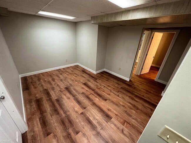 Photo - 5 br, 3 bath House - 6938-6940 Shattuck Rd...