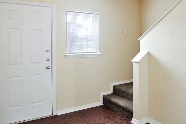 Photo - Cantibury Pointe Apartments