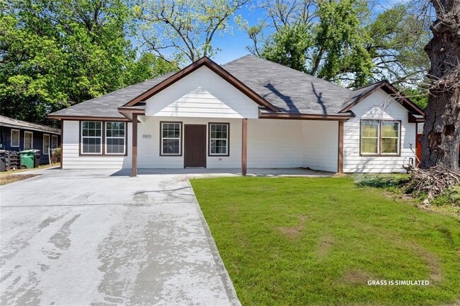 Photo - 5811 Northridge Dr House