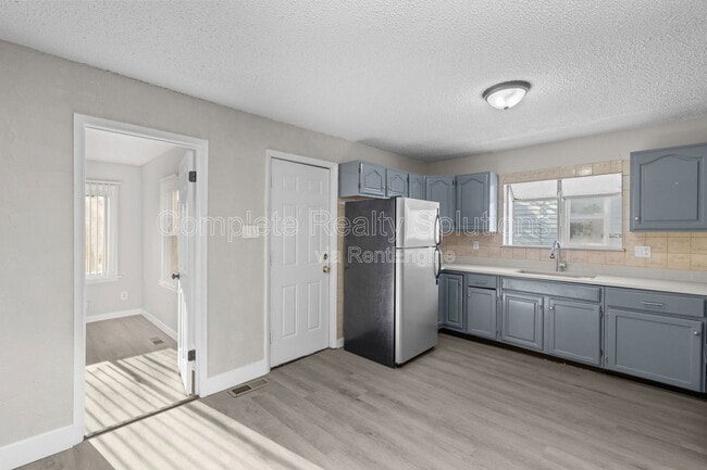 Photo - 2056 Coleridge Dr