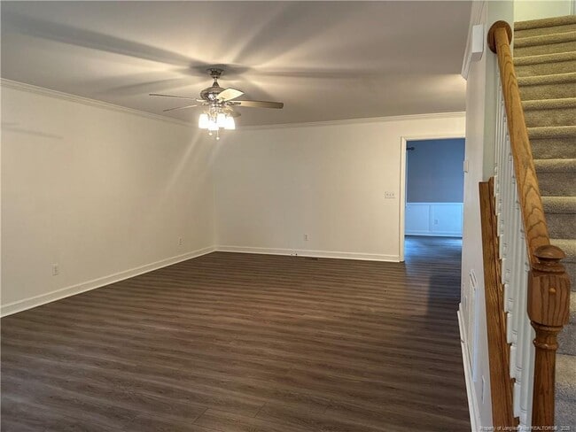 Photo - 438 Crown Point