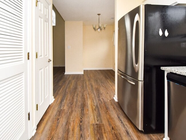 Photo - 707 S Marshall St Unit 707 S Marshall Street Apt D