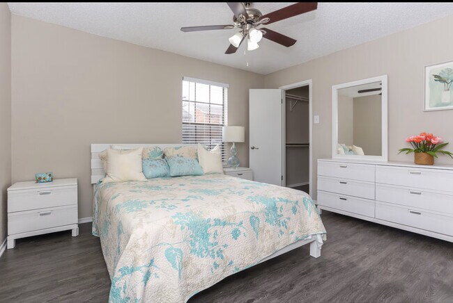 Creekside Village Apartments
