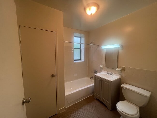 Photo - 1 Mapes Ave Unit 3D