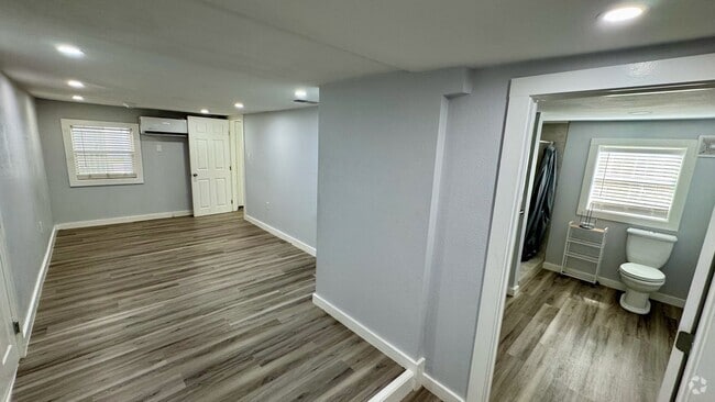 Building Photo - 1322 Avenue L Unit 7 Rental