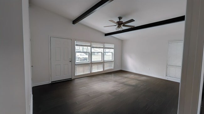 Photo - 5180 Warfield Dr