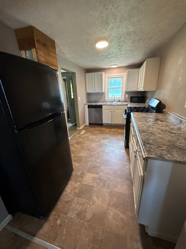 Photo - 5 bedroom 2 bathroom house