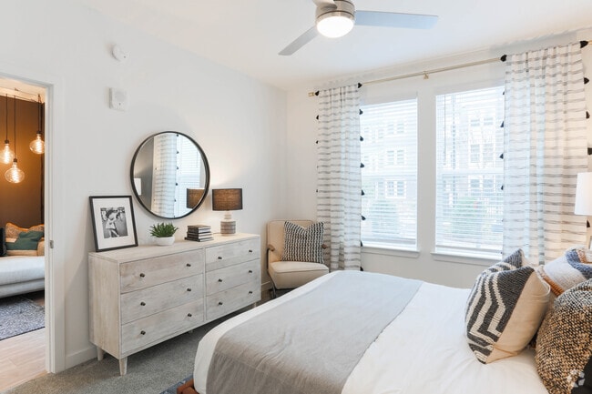 1BR, 1BA - 735 SF - Halcyon Grand