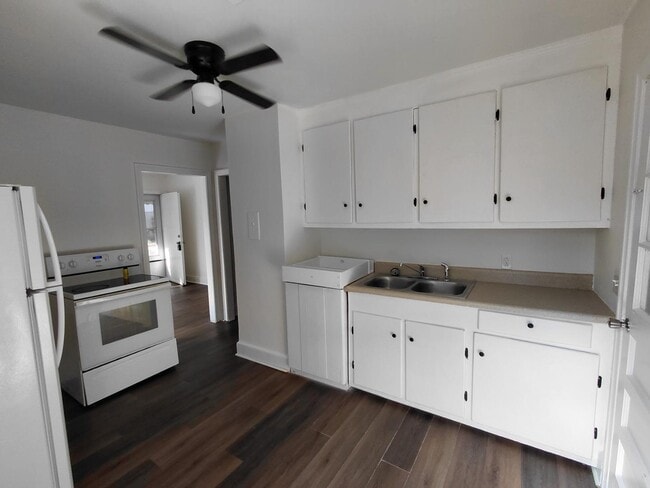 Photo - 129 Hendrix St
