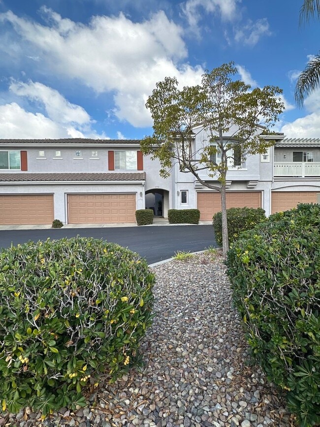 Photo - SCRIPTS RANCH-FULLY REMODELED 2 BED, 2.5 BATH - AVAILABLE NOW! Unidad #3