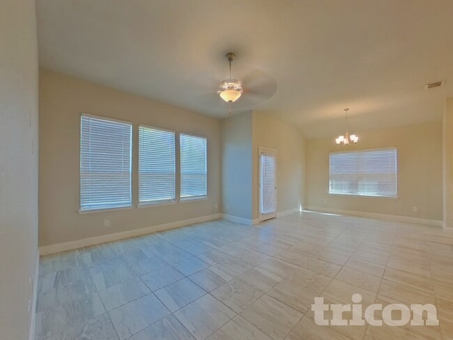 Photo - 1340 Beach Dr