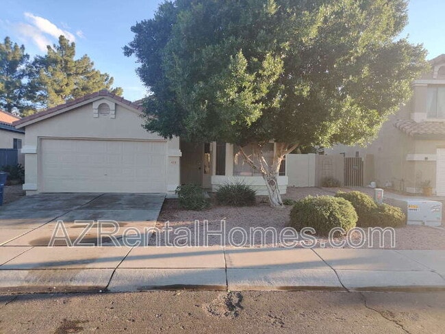 Photo - 493 E Cantebria Dr