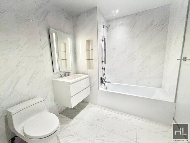 Photo - EAST 2ND ST Unit 5A