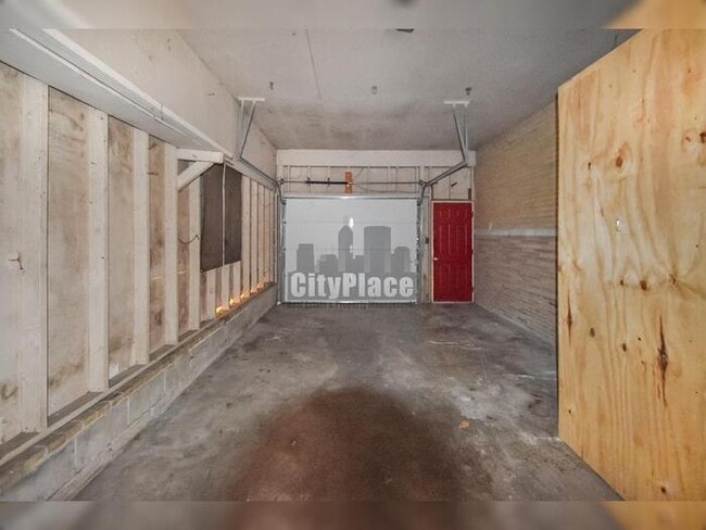 Photo - 9162 E 17th St