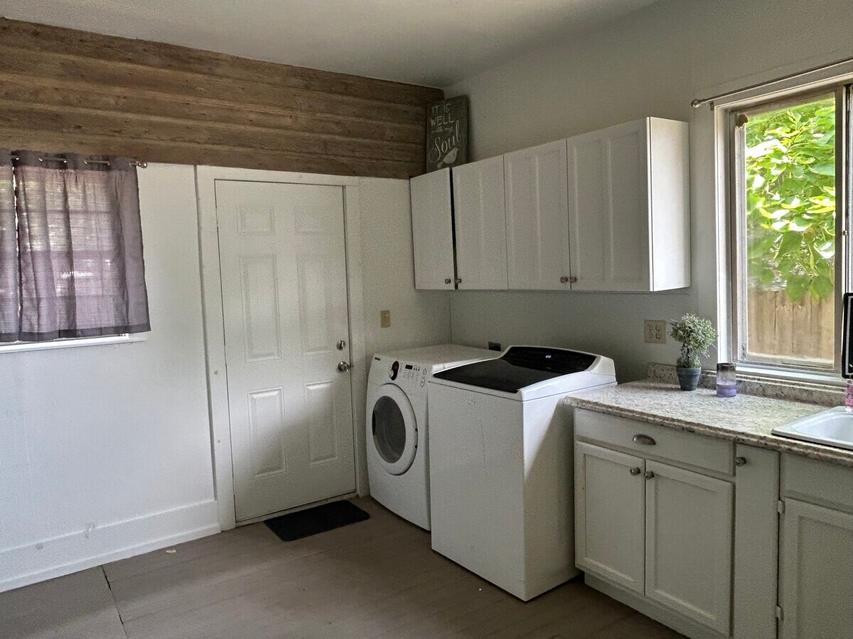 Photo - 507 W Smith St