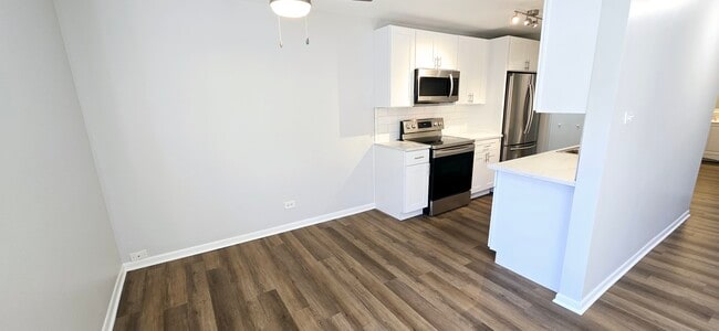 10 Oak Ave