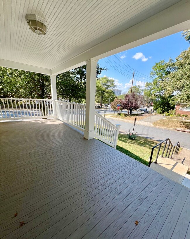 Photo - 201 Highland Ave