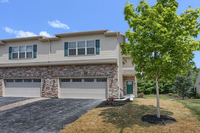 Photo - 3 Bedroom Attached home