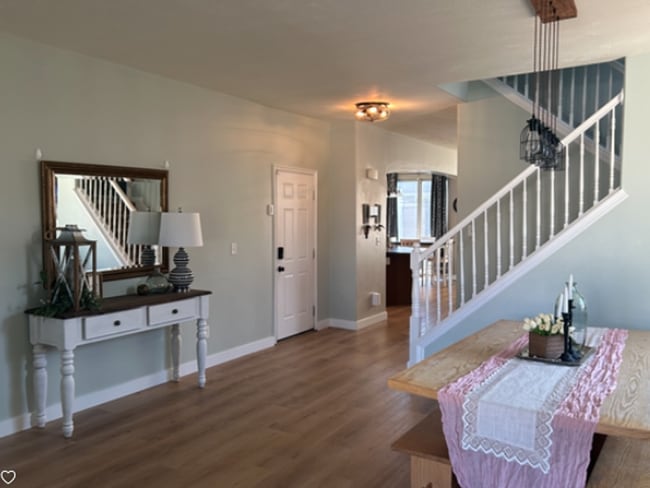 Photo - Spacious 6-Bedroom Home – Lehi, Saddle Ridge Community