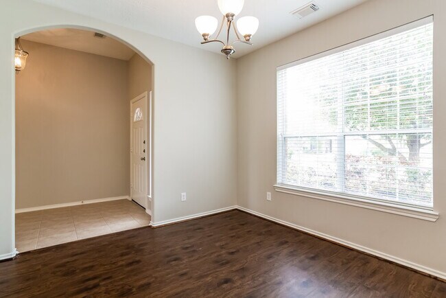 Photo - 6731 Topsfield Point Dr