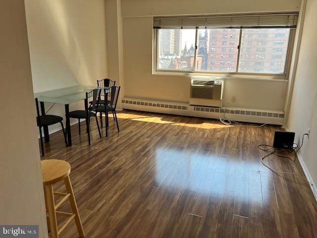 Photo - 2101 Chestnut St Unit 810