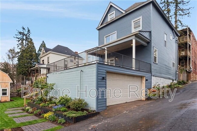 Building Photo - 228 Sylvan Walk