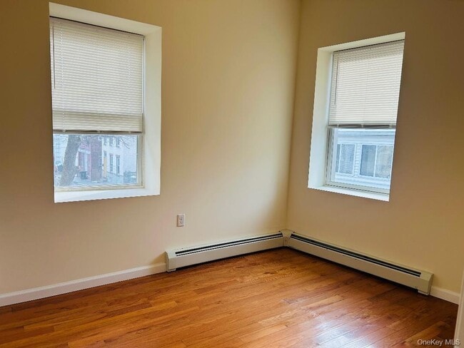 Photo - 16 Schneider Ave Unit 1